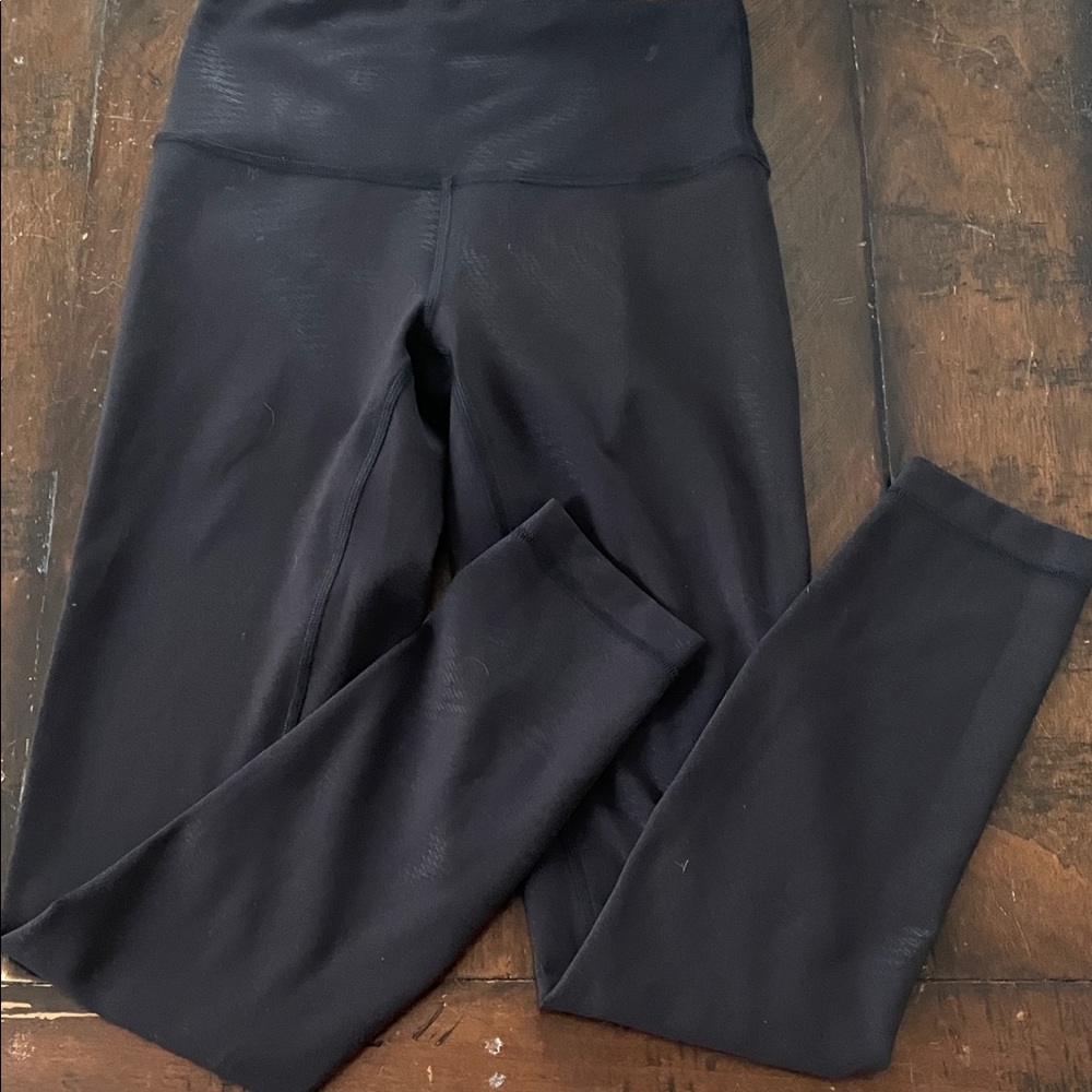 Lululemon black (shine print) leggings size 4